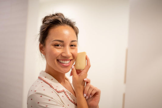HiBAR Soap-Free Hydrate Face Wash for a Healthy, Happy Face